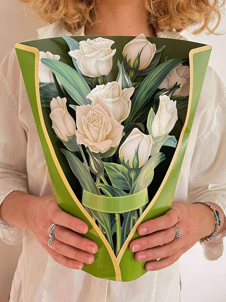 White Roses Pop-Up Flower Bouquet Card