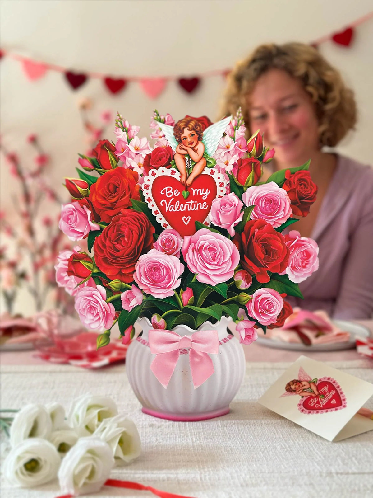 Cupid&#39;s Valentine Flower Bouquet Pop-Up Card